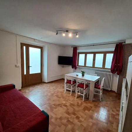 Apartment Inti Lucca