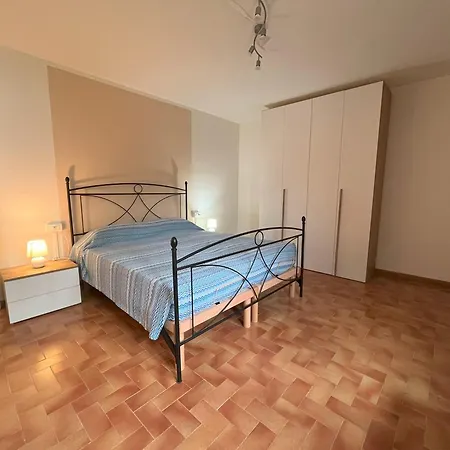Inti Apartment *